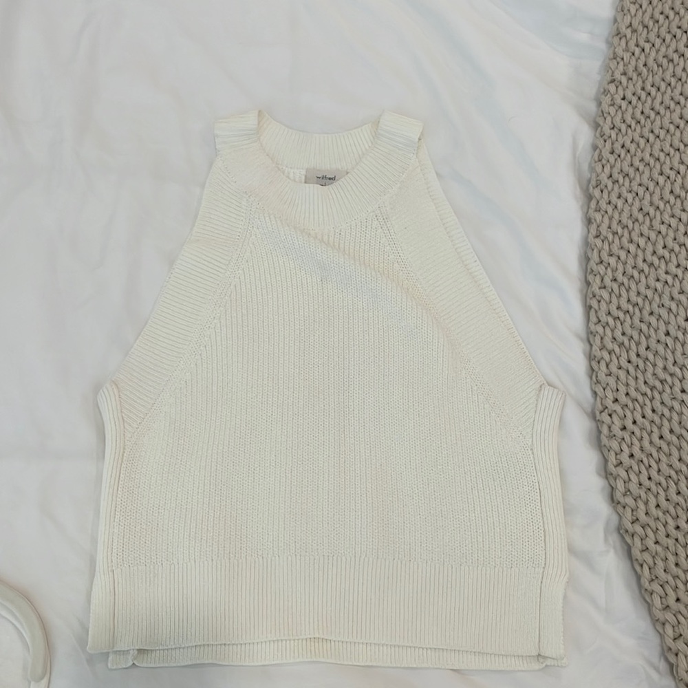 Wilfred sweater tank size L